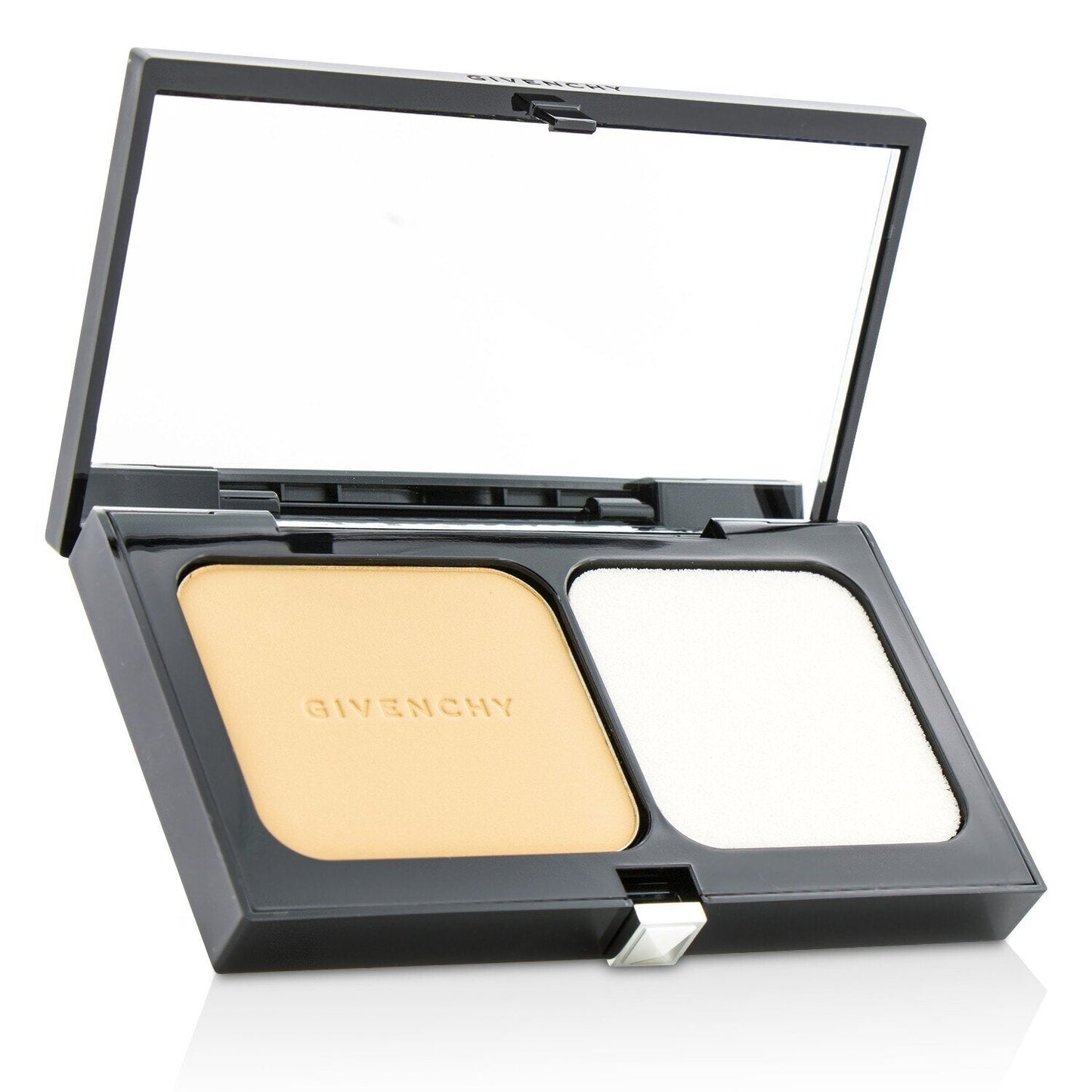 Givenchy Matissime Velvet Radiant Mat Powder Foundation SPF 20 - #01 Mat Porcelain  9g/0.31oz