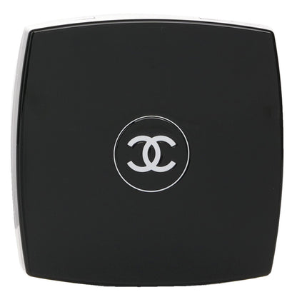 Chanel Ombre Essentielle Multi Use Longwearing Eyeshadow - # 220 Blanc Perle  2.2g