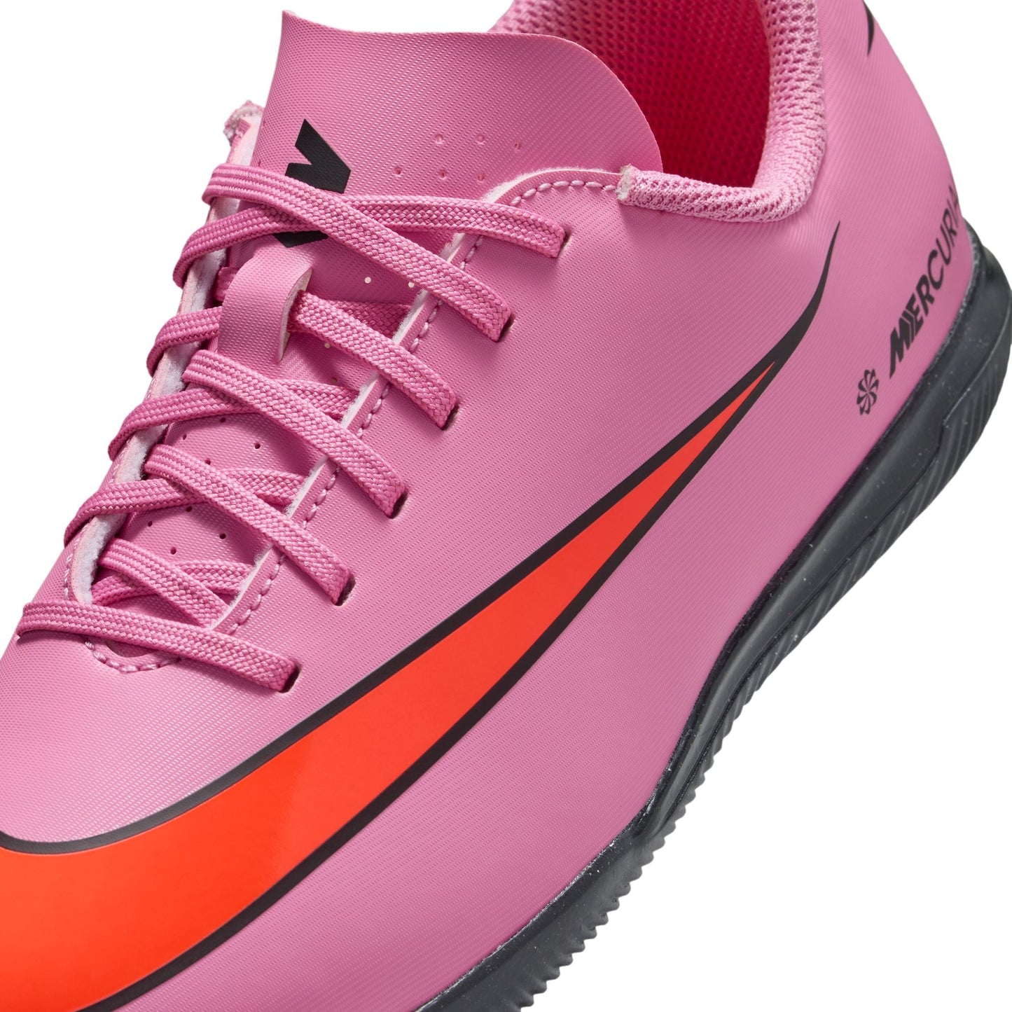 Nike Jr. Mercurial Vapor 16 Club Little/Big Kids' Indoor/Court Low-Top Soccer Shoes