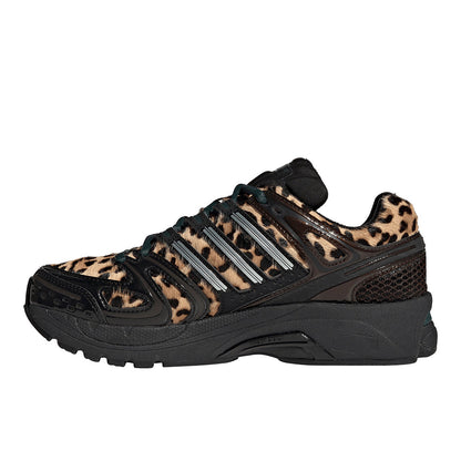 Adistar Control 5 Lace Up Sneaker