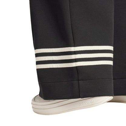 Adicolor Neuclassics Track Pants